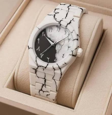 AURA BLACK AND WHITE FREE DELIVERY WITH BOX WATERPROOF